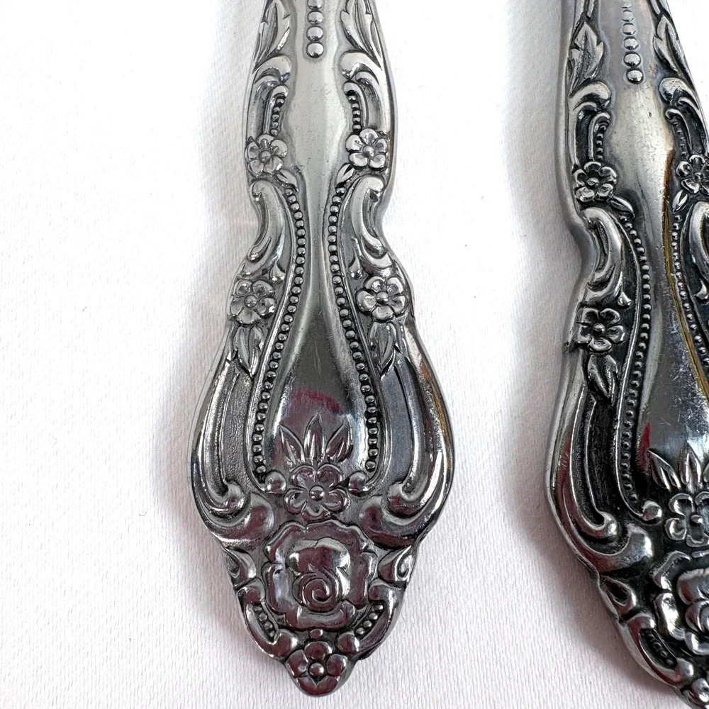 Imperial International 2 Dinner 1 Steak knife Silver Classic Baroque Stainless